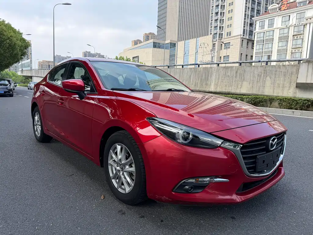 Mazda 3 Axela 2018 — фото 3