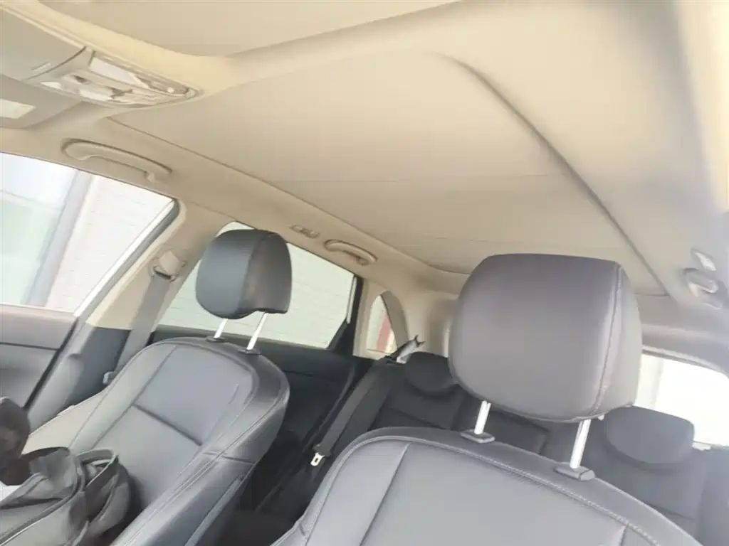 Kia KX3 2016 — фото 18