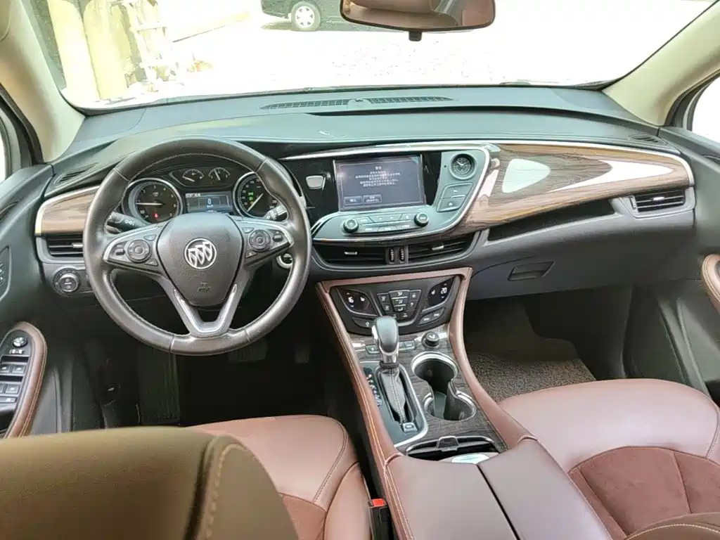 Buick Envision Plus 2017 — фото 10