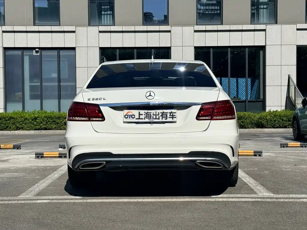 Mercedes-Benz E-Class 2015
