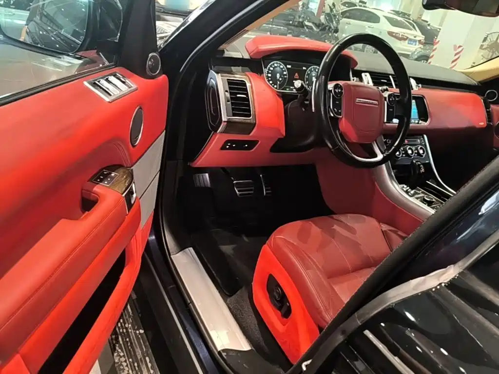 Land Rover Range Rover Sport 2017 — фото 16