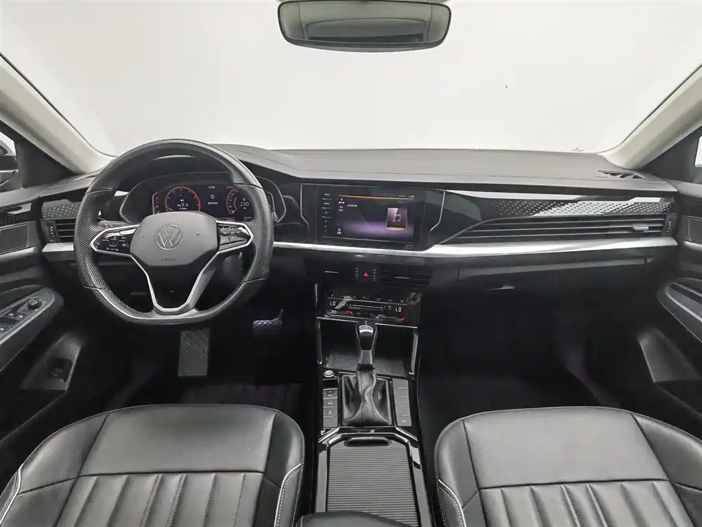 Volkswagen Passat 2023