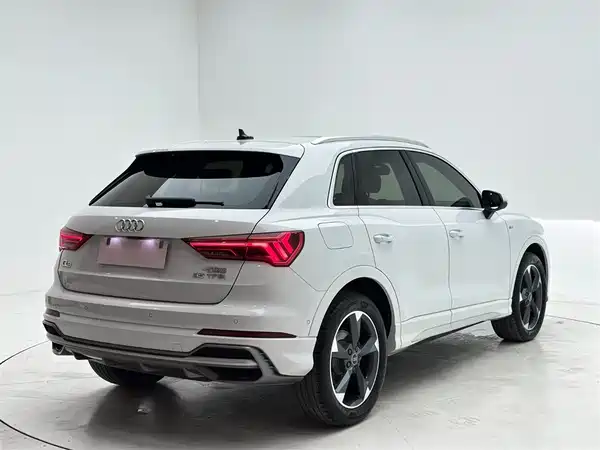 Audi Q3 2022