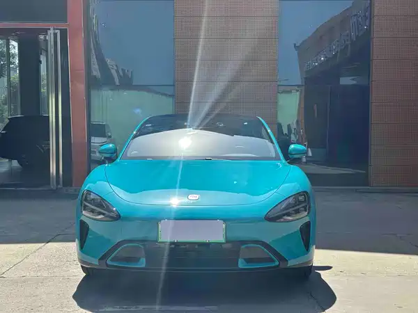 Xiaomi SU7 2025