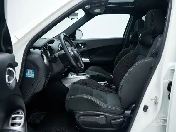Infiniti ESQ 2019