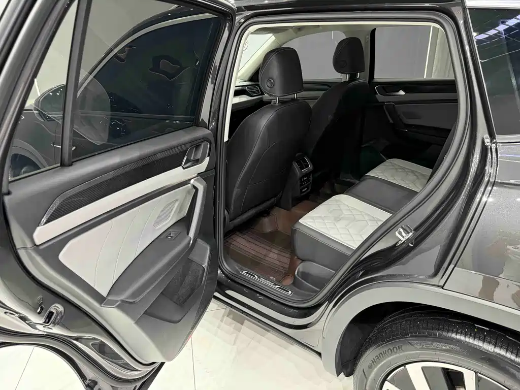 Volkswagen Tayron 2023 — фото 16