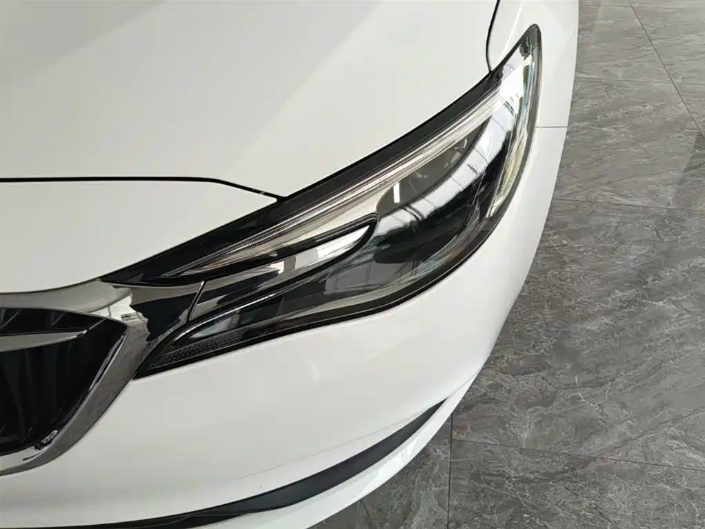 Buick Excelle 2021 — фото 24