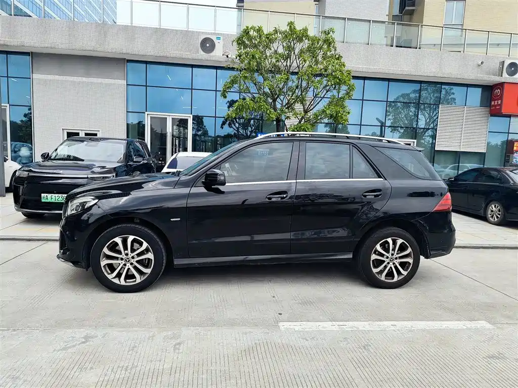 Mercedes-Benz GLE 2018