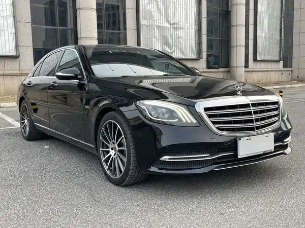 Mercedes-Benz S-Class 2020