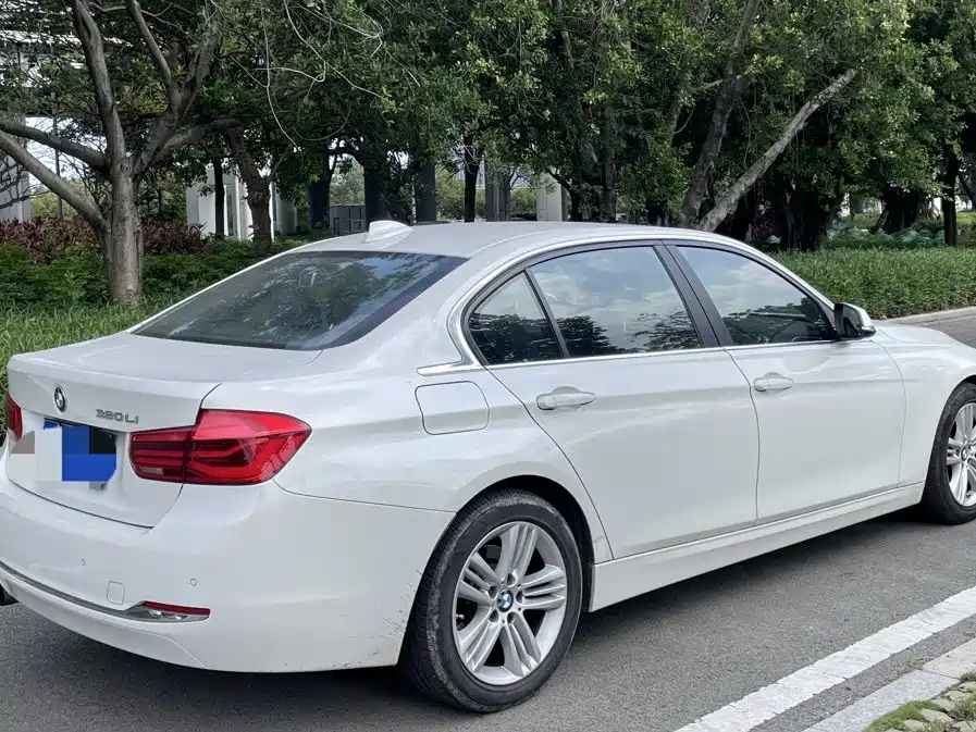 BMW 3 Series 2017
