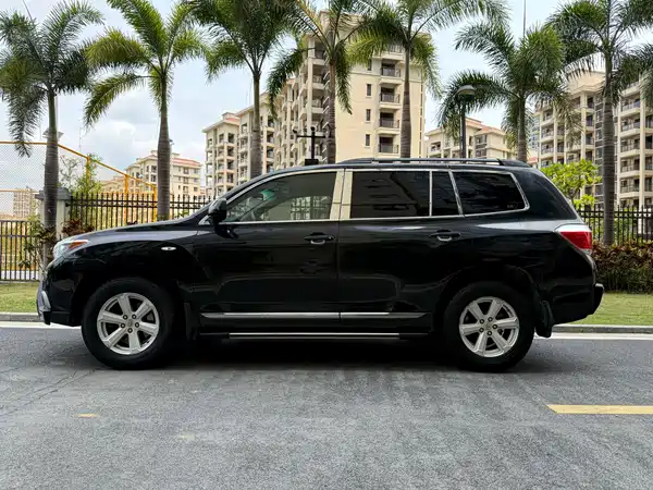 Toyota Highlander 2013