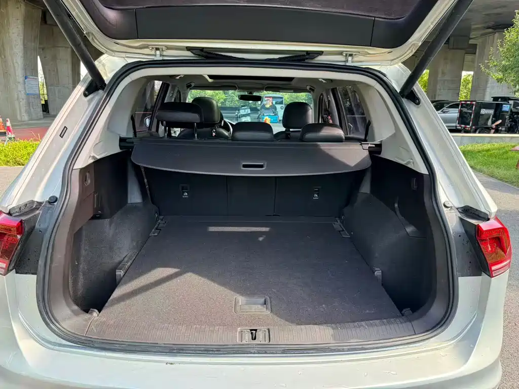 Volkswagen Tiguan L 2017