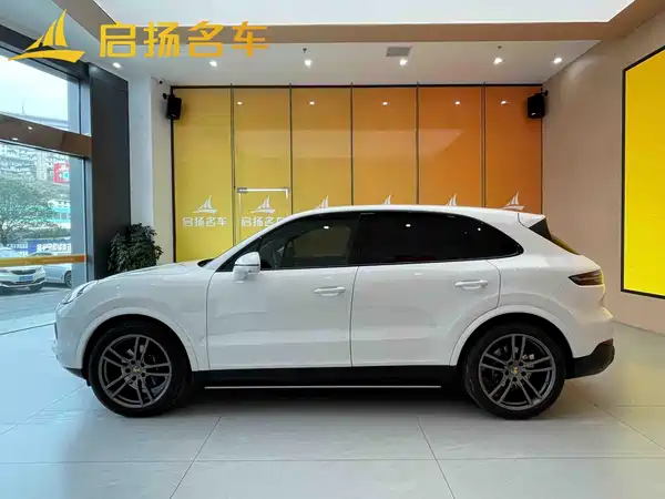 Porsche Cayenne 2023