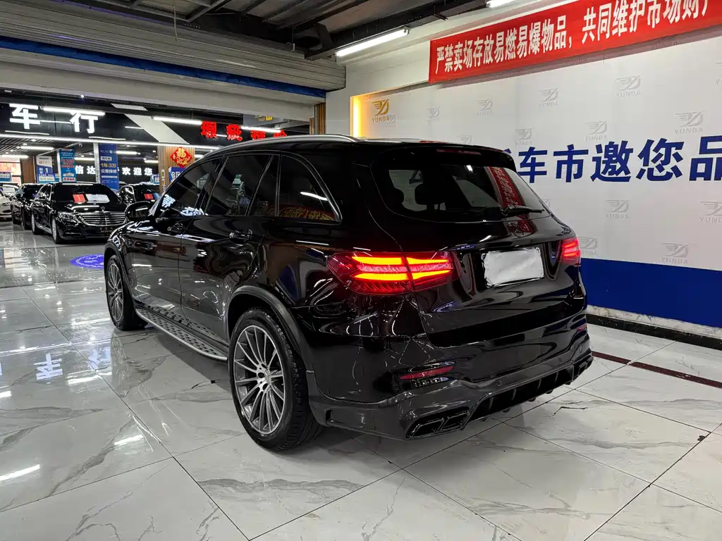 Mercedes-Benz GLC AMG 2019 — фото 12