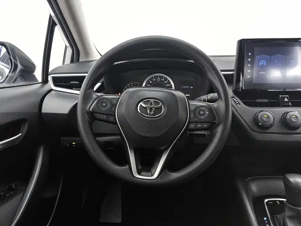 Toyota Corolla 2021 — фото 11