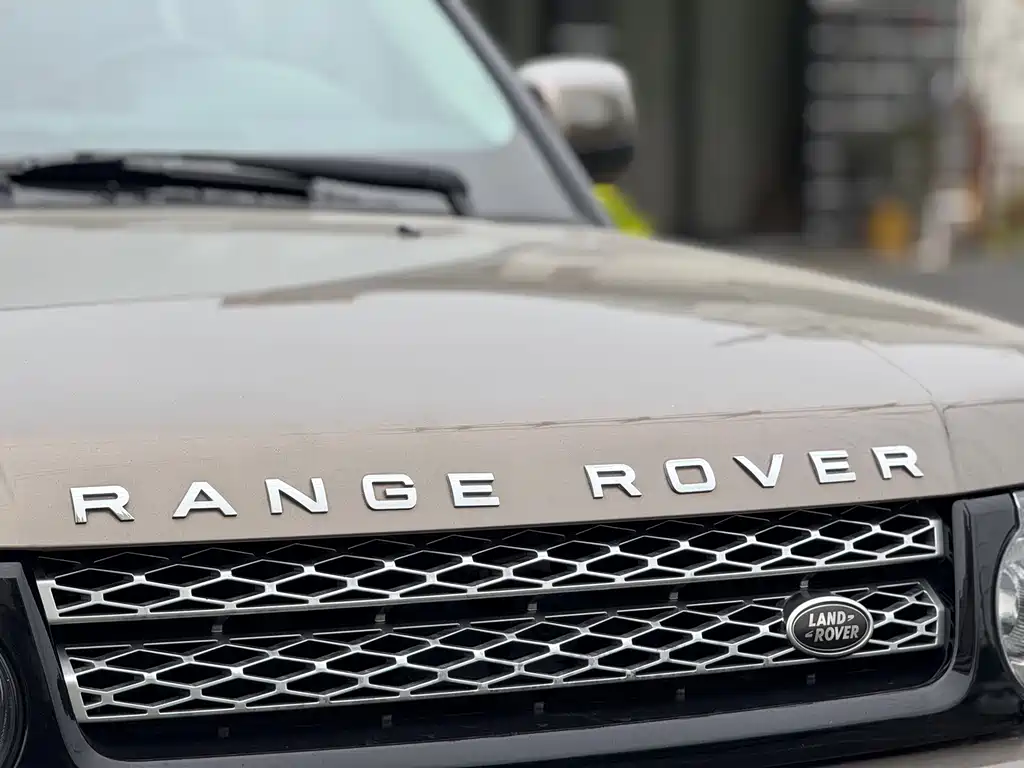 Land Rover Range Rover Sport 2011 — фото 26