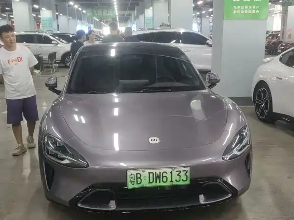 Xiaomi SU7 2024