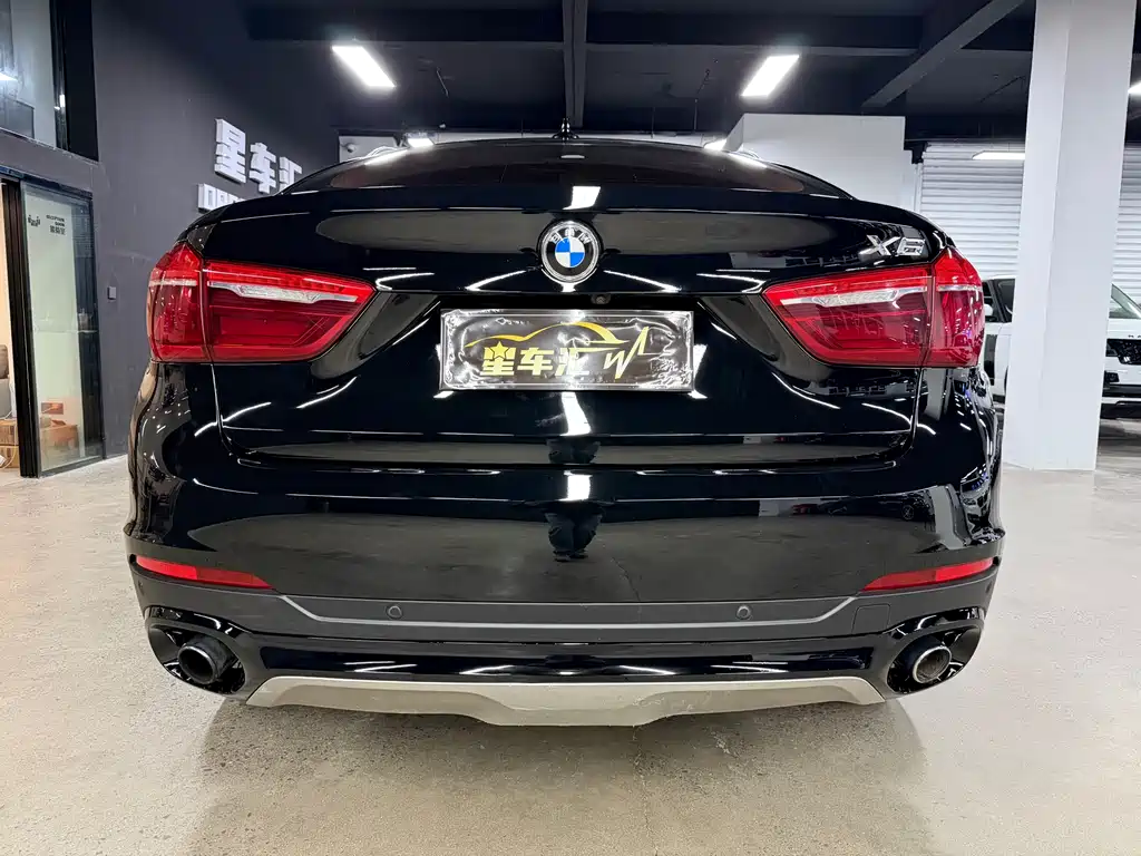 BMW X6 2016 — фото 12