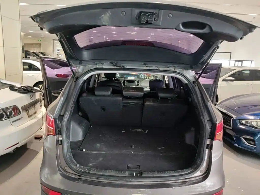 Hyundai Santa Fe 2015 — фото 19