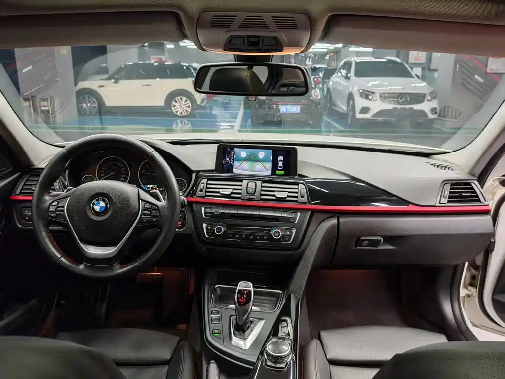 BMW 3 Series 2015 — фото 25