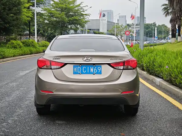 Hyundai Elantra Langdong 2016