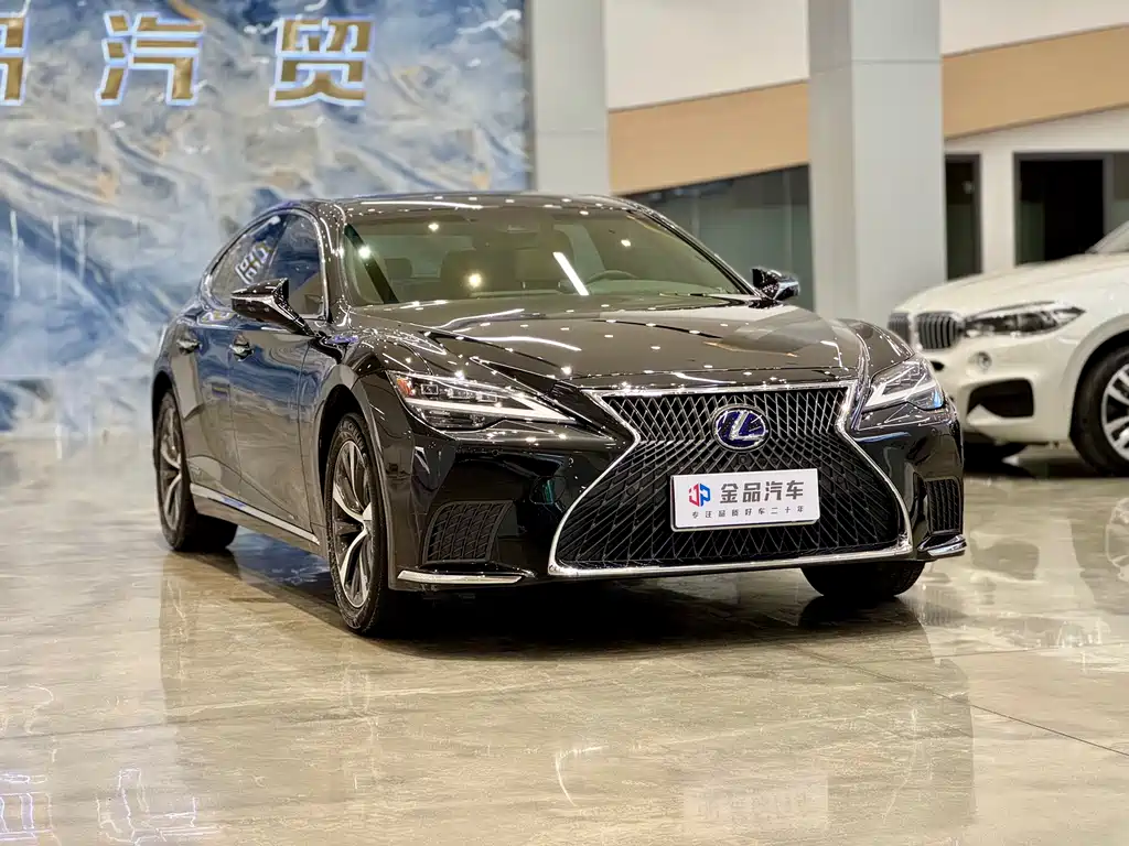 Lexus LS 2021 — фото 3