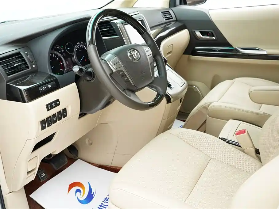 Toyota Alphard 2012 — фото 5