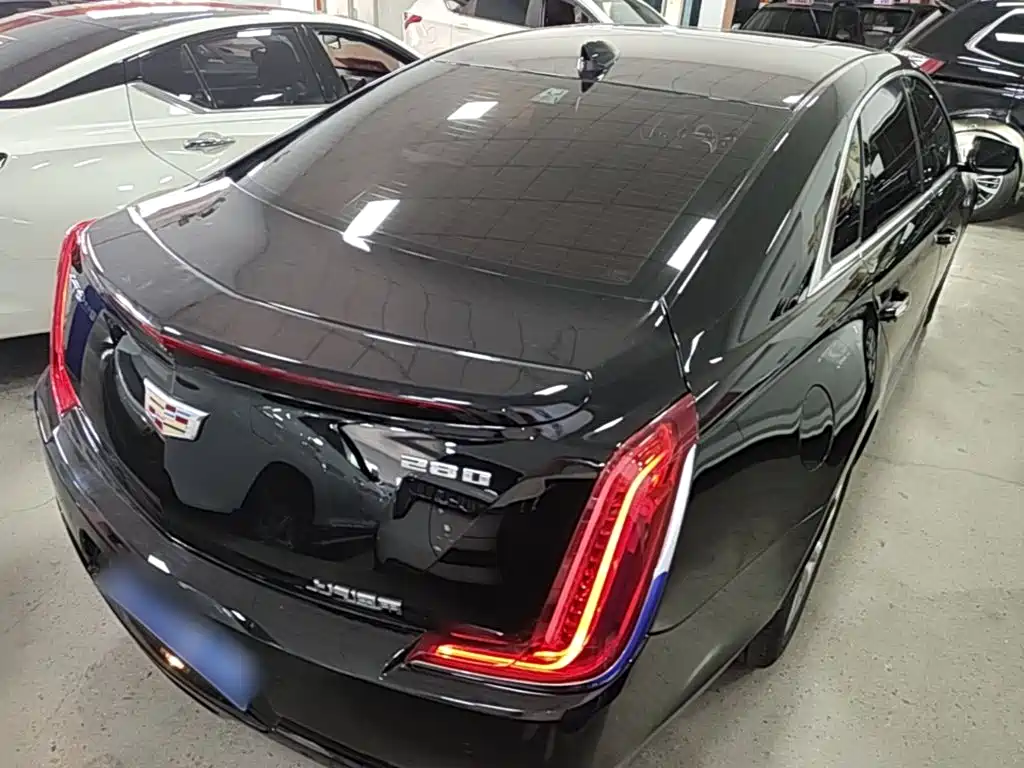 Cadillac XTS 2018 — фото 7
