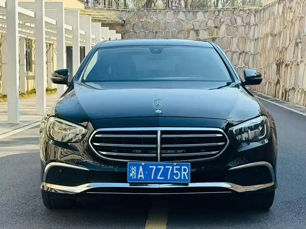 Mercedes-Benz E-Class 2021 — фото 2