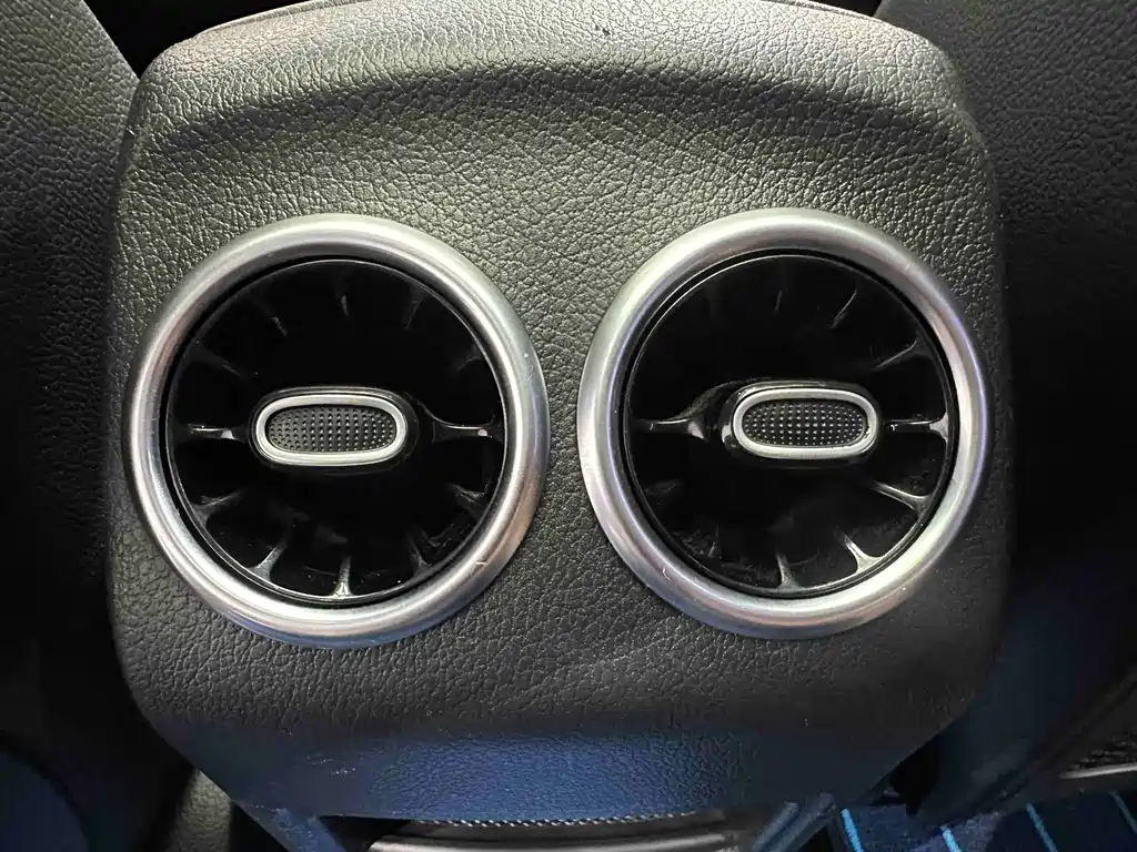 Mercedes-Benz GLB 2020 — фото 14