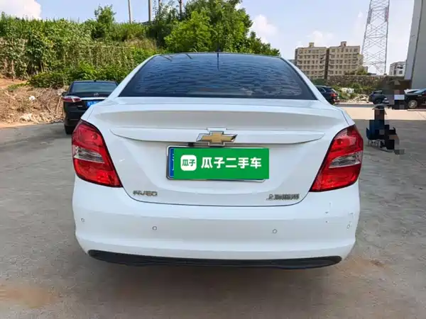 Chevrolet Aveo 2015