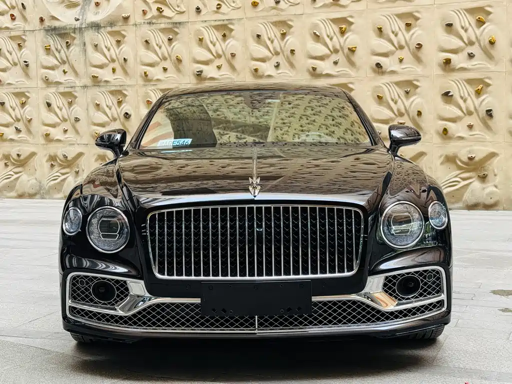 Bentley Flying Spur PHEV 2023 — фото 2