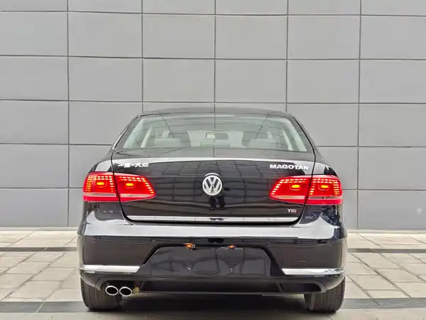 Volkswagen Magotan 2015