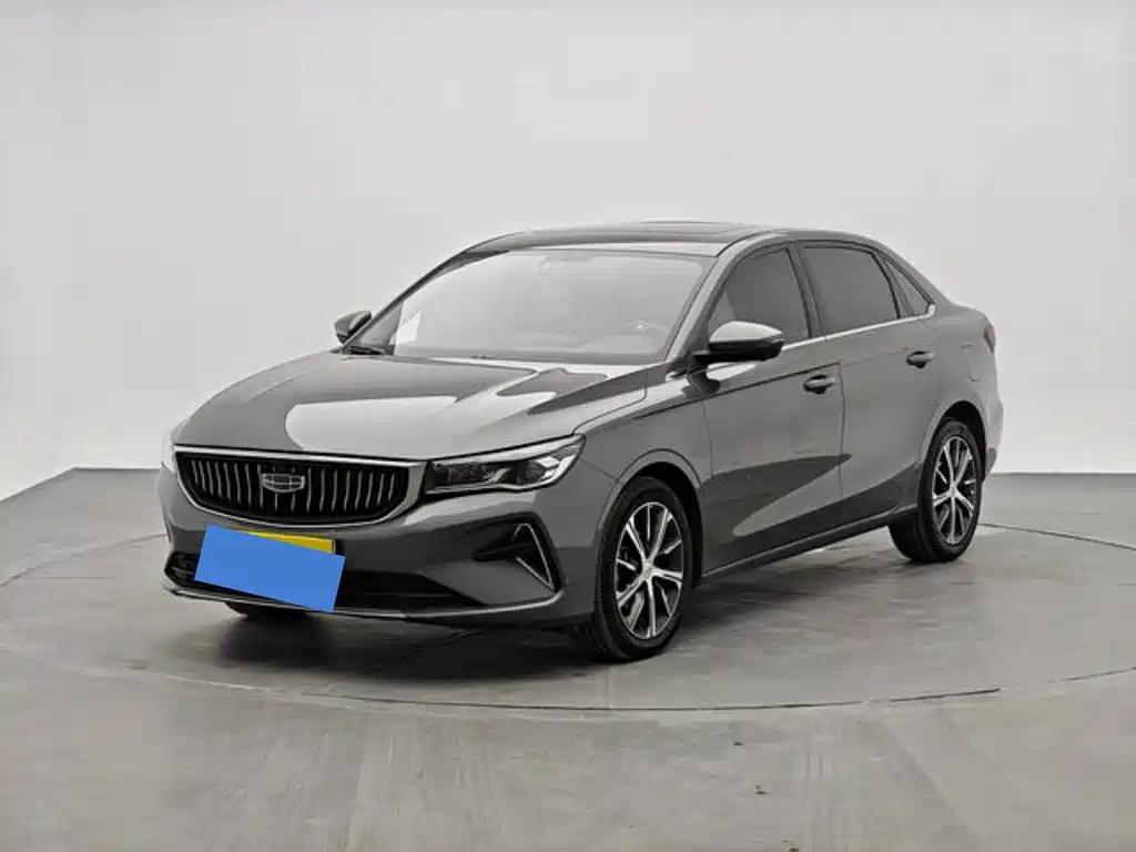 Geely Emgrand 2022