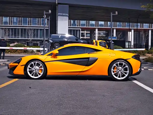 McLaren 540C 2015