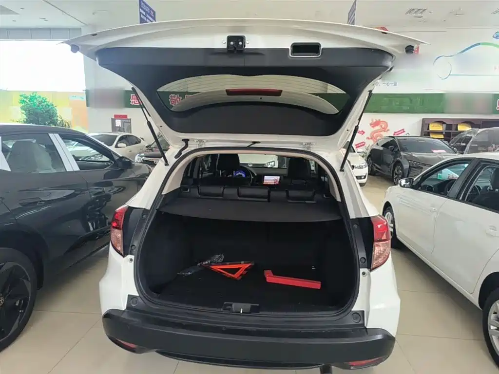 Honda Vezel 2019 — фото 19