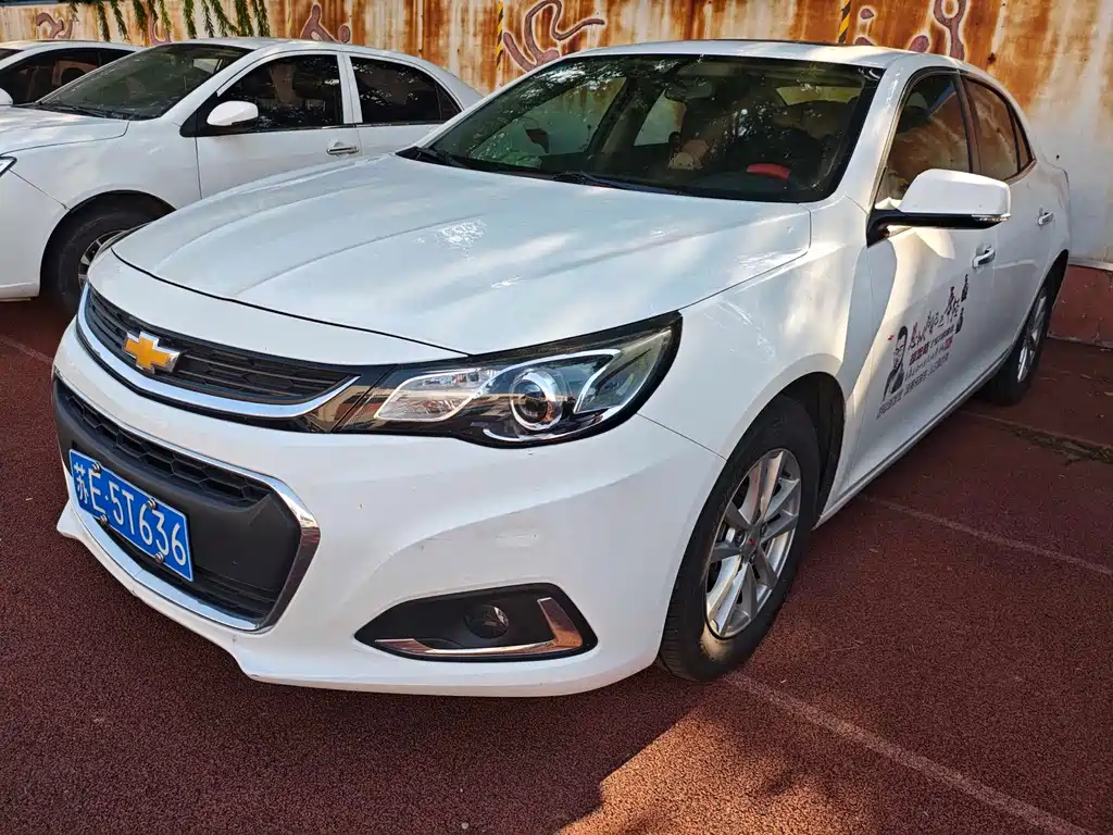 Chevrolet Malibu 2018 — фото 2