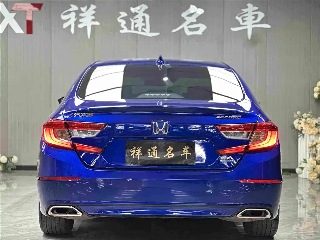 Honda Accord 2018 — фото 12
