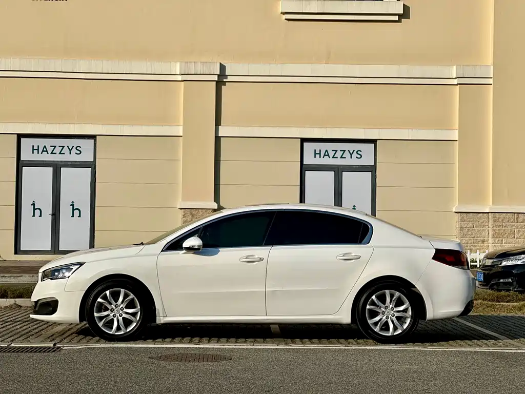 Peugeot 508 2016 — фото 5