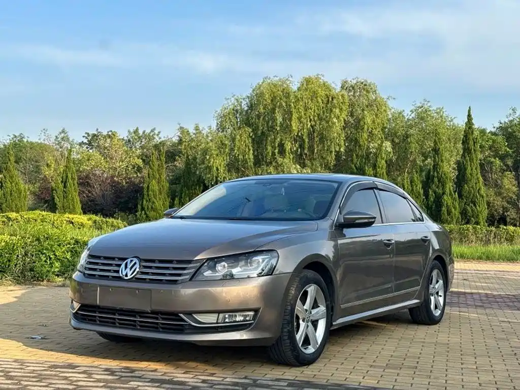 Volkswagen Passat 2012
