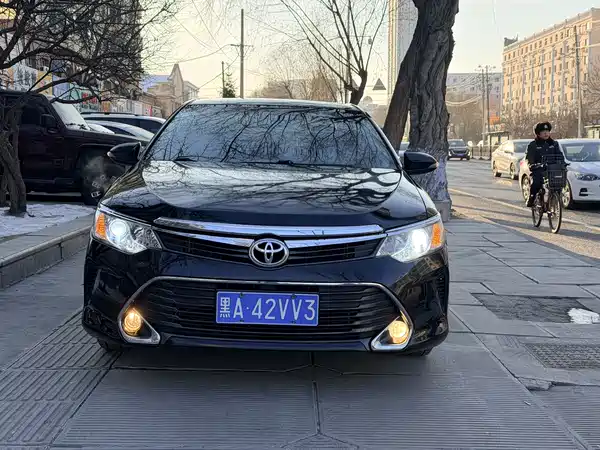 Toyota Camry 2015