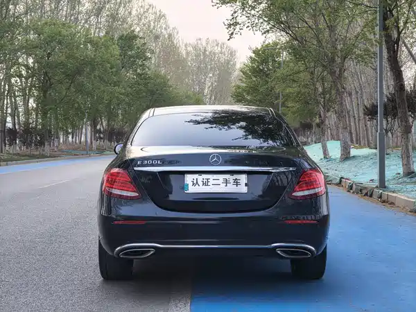 Mercedes-Benz E-Class 2017