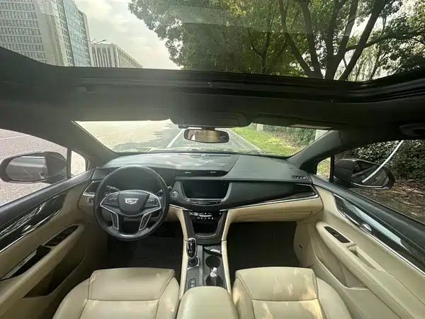 Cadillac XT5 2016