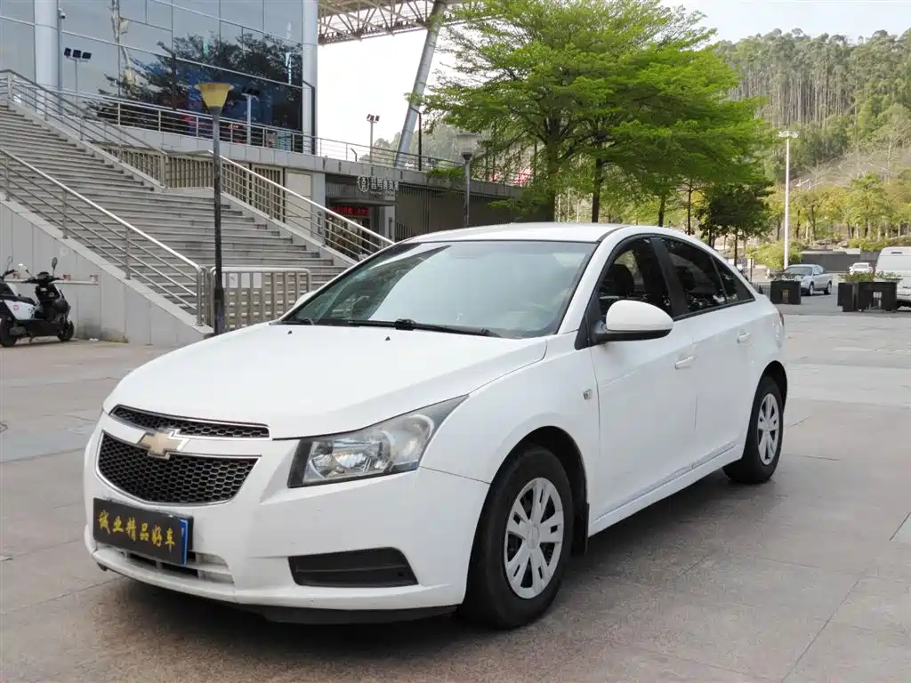 Chevrolet Cruze 2014 — фото 3