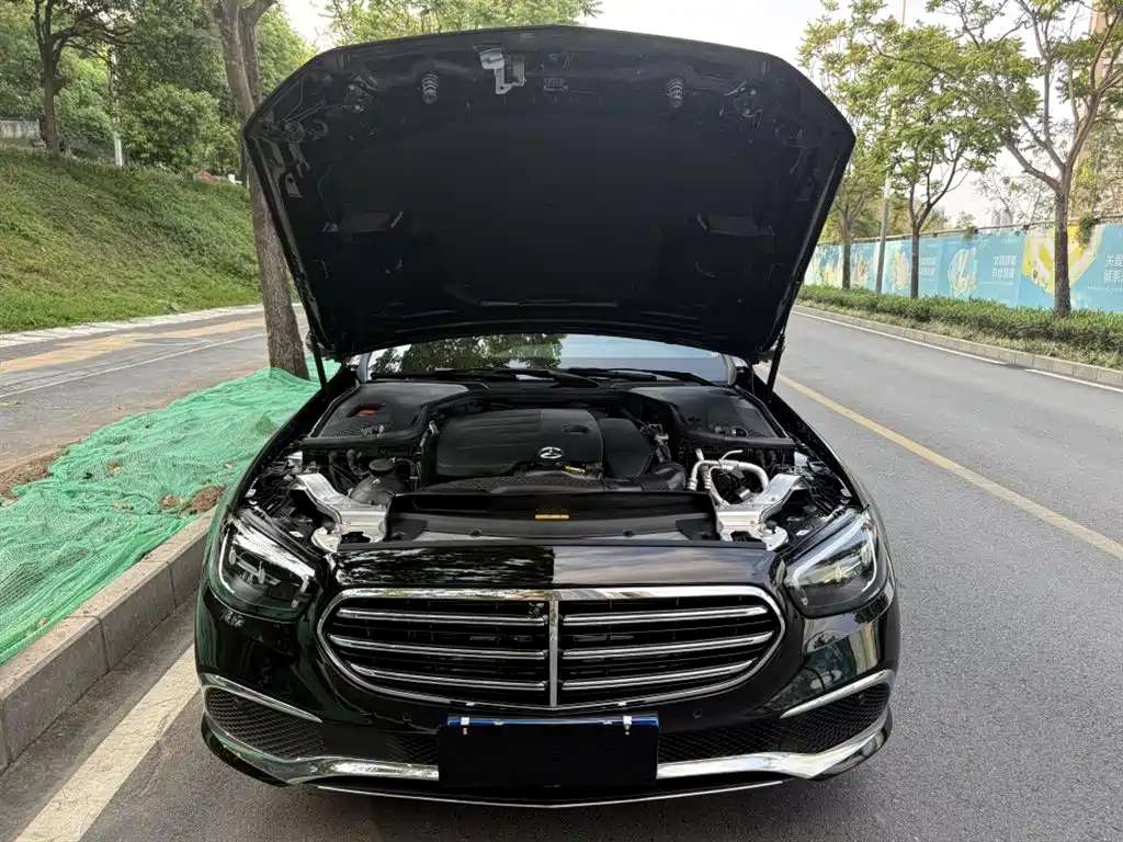 Mercedes-Benz E-Class 2022 — фото 19