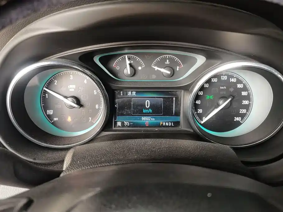 Buick Envision Plus 2016 — фото 14