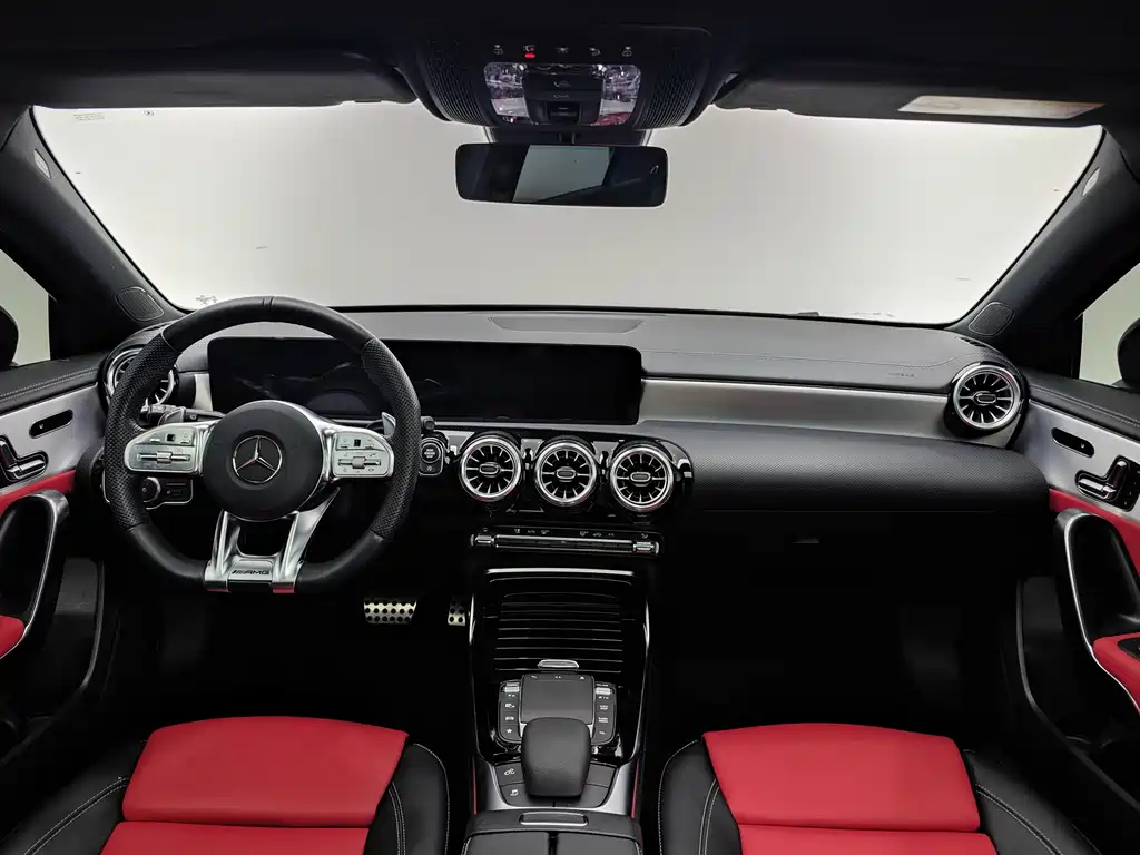 Mercedes-Benz A-Class AMG 2022 — фото 13