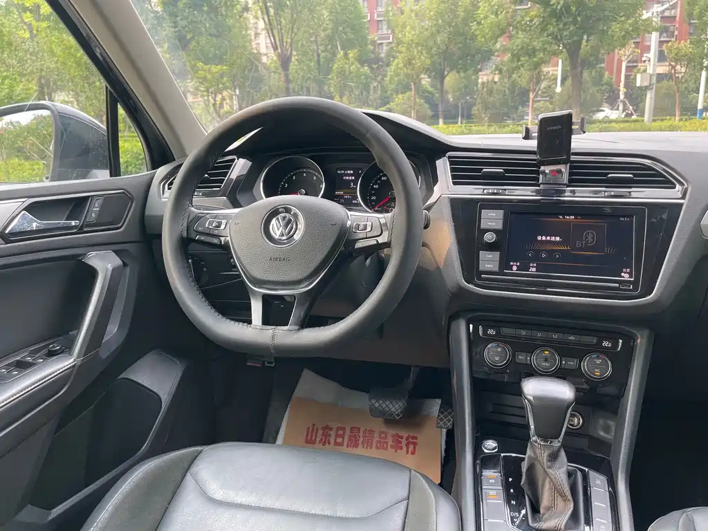 Volkswagen Tiguan L 2019 — фото 12
