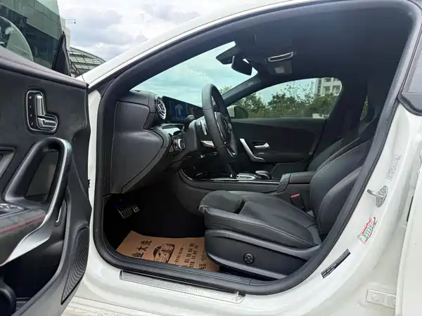 Mercedes-Benz CLA 2020
