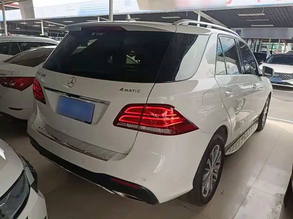 Mercedes-Benz GLE 2015 — фото 7